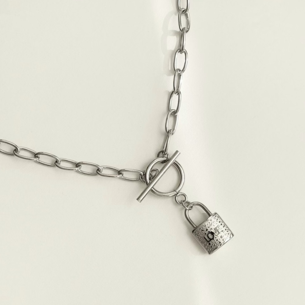 Love Lock Toggle Link Chain Necklace | Gold Plated Silver Stainless Steel - Picture 2 of 3